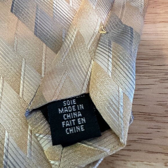 Crazy Horse Mens Silk Tie Treated With Stain Resistant Protector - Picture 5 of 8